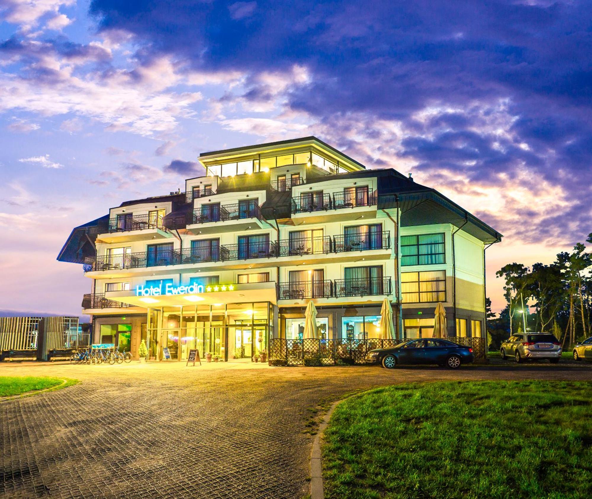 Hotel Ewerdin Świnoujście  Eksteriør billede